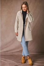 Manteau à boutons et poches zippées cachées – Élégance intemporelle & confort moderne
